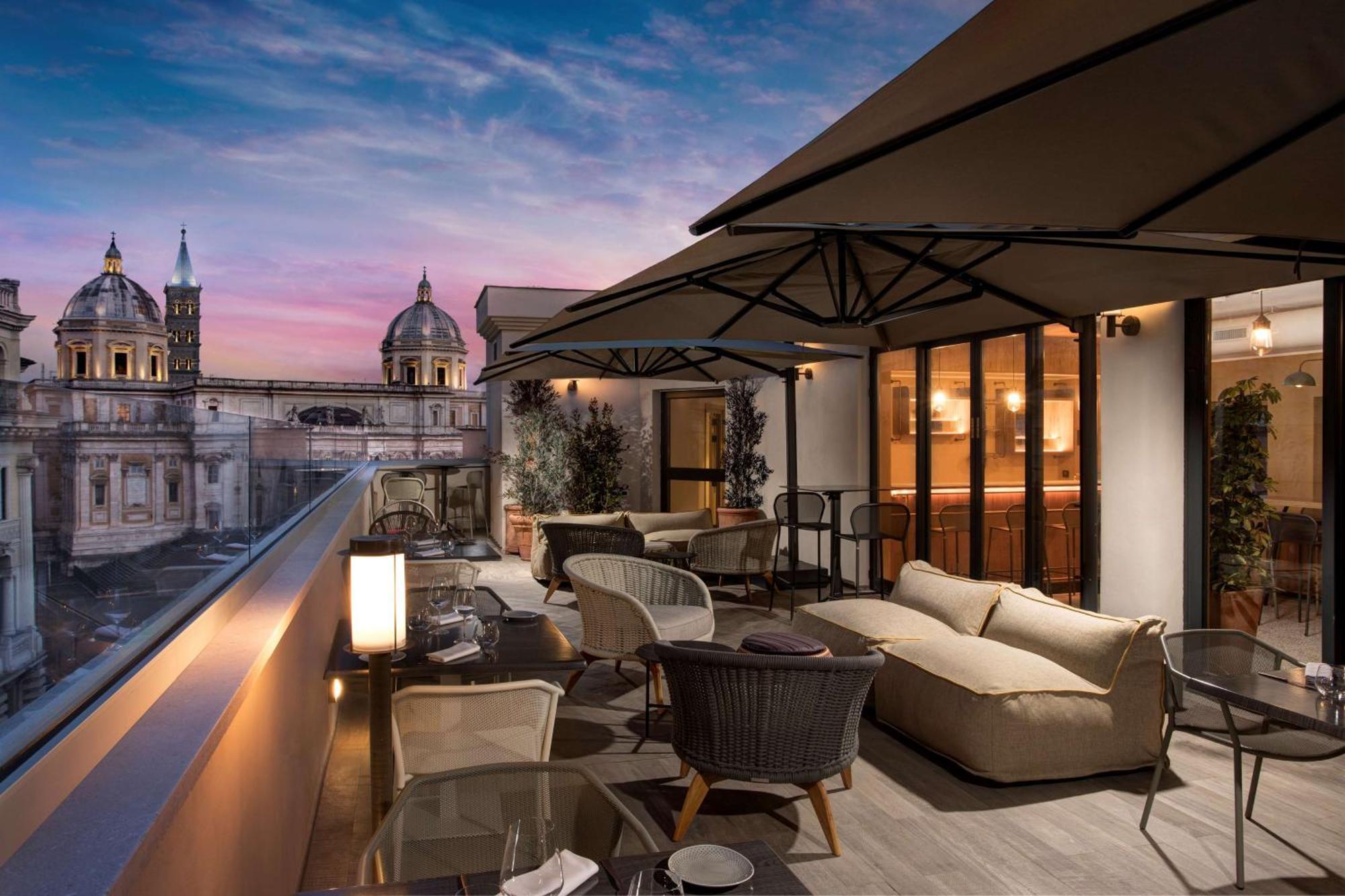 Doubletree By Hilton Rome Monti Hotel Exterior foto